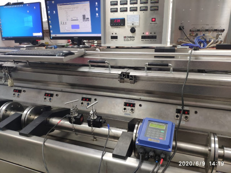 Стационарный ультразвуковой расходомер Streamlux SLS-720F (Врезной, Взрывозащищенное исполнение) купить по низкой цене | МАКСПРОФИТ